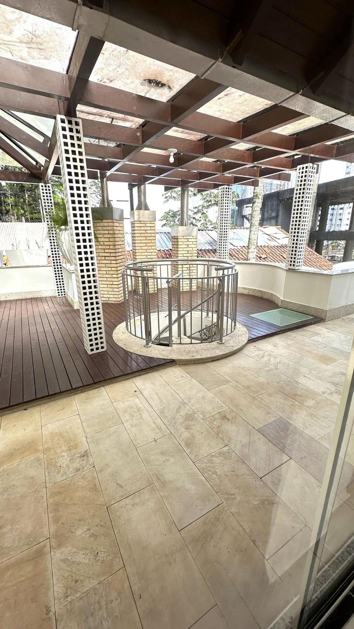 Curta! |135| Casa | Piscina | Prox. Roda Gigante Balneario Camboriu